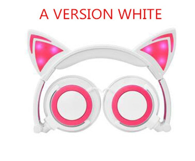 Glowing Light Cat Ear Headphones Stereo Cat Earphones 3.5mm Wired Gaming Headset for PC Gamer Mobile Phone SP4 New XBOX Tablet